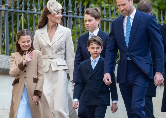 April 5, 2026, Windsor, England, United Kingdom: Princess CHARLOTTE, The Princess of Wales CATHERINE, Prince GEORGE, Prince LOUIS and the Prince of Wales WILLIAM attending the Easter Matins Service at St George???s Chapel, Windsor Castle. (Credit Image: ? Tayfun Salci/ZUMA Press Wire)Pictured: princess charlotte,the princess of wales catherine,prince george,prince louis,prince of wales williamRef: BLU_S9916362 050426 NON-EXCLUSIVEPicture by: Tayfun Salci/ZUMA / SplashNews.comSplash News and PicturesUSA: 310-525-5808 UK: 020 8126 1009eamteam@shutterstock.comWorld Rights, No Argentina Rights, No Sweden Rights, No Czech Republic Rights, No United Kingdom Rights, No Mexico Rights, No Slovenia Rights, No Netherlands Rights, No Hungary Rights, No China Rights, No Norway Rights, No Japan Rights, No Belgium Rights, No France Rights, No Taiwan Rights, No Portugal Rights, No Finland Rights, No Peru Rights Vida Press