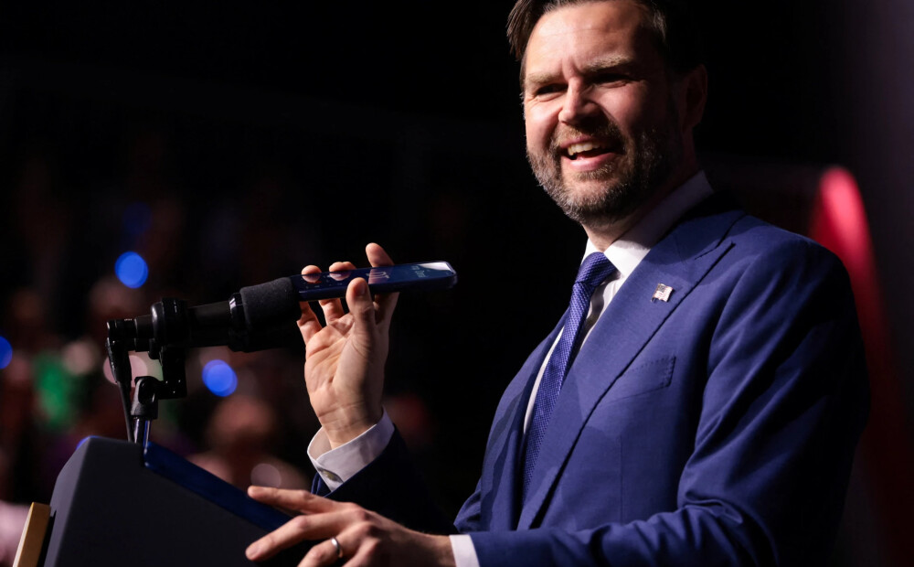 Vai Venss izteicis mājienu par kodoltriecienu? Baltais nams reaģē