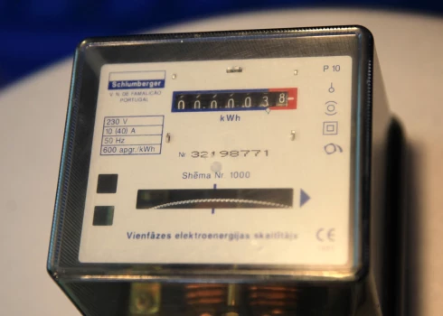 Elektroenerģijas vidējā cena pagājušajā nedēļā Latvijā palielinājās par 41% un bija 68,53 eiro par megavatstundu (MWh).
