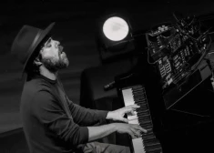 Slavenais komponists, pianists un multiinstrumentālists Federiko Albanēze uzburs maģiju koncertzālē “Cēsis”