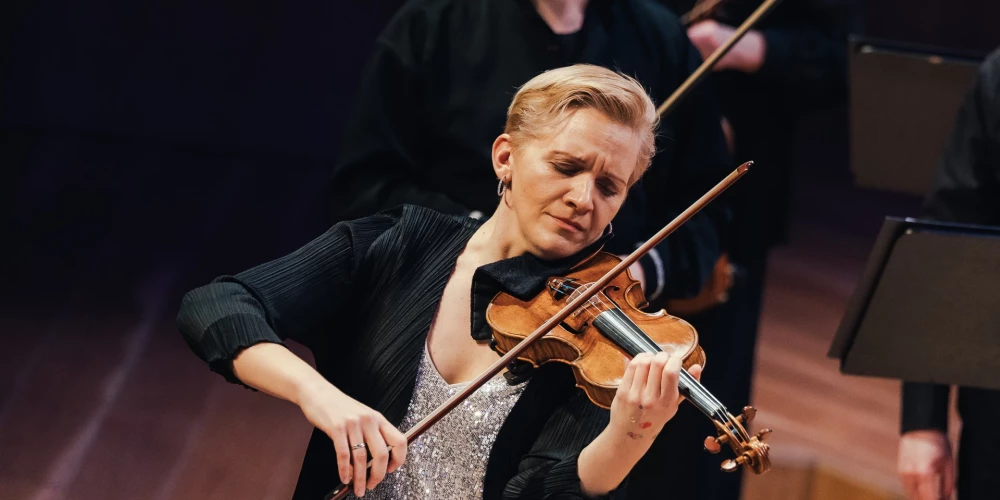 Винета Сарейка — латвийская скрипачка, сделавшая заметную международную карьеру. 