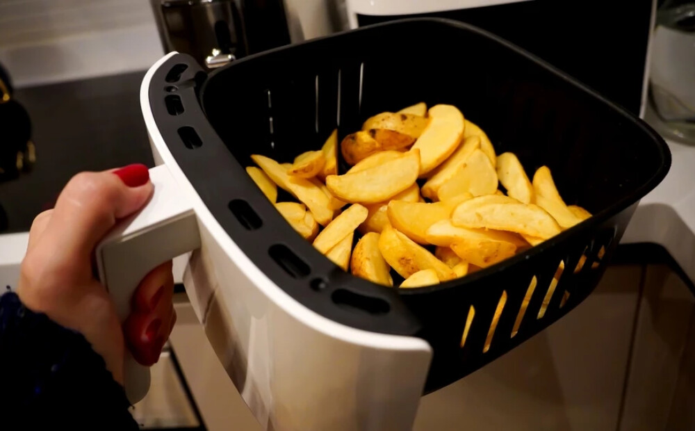 Populārie gaisa friteri var būt ļoti bīstami: viena kļūda var beigties ar ugunsgrēku