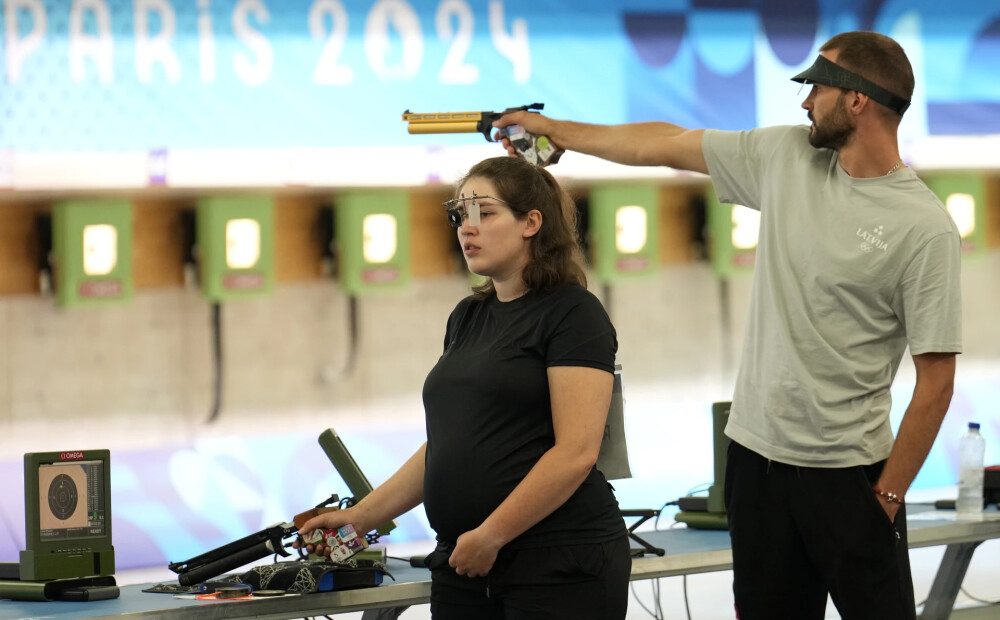 Strautmanis un Vasermanis ārpus labāko divdesmitnieka PK posmā šaušanā