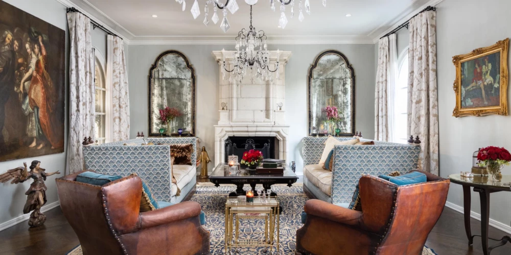 Osbornu māja Losandželosā, ko Šārona Osborna astoņus mēnešus pēc vīra Ozija nāves pārdod par 17 miljoniem dolāru.