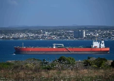 Laikraksts par Irānas kontroli Hormuza šaurumā: “Jāmaksā kriptovalūtā vai tiksi iznīcināts”