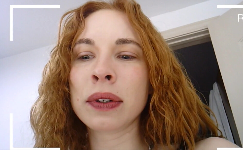 Marija Linarte ceļojumu šovā ASV pavada vakaru, viena raudot vannas istabā. VIDEO