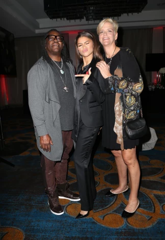 Zendaja ar vecākiem 2015. gadā.