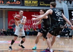 Triumfs! "Valmiera Glass"/ViA basketbolisti pirmo reizi kļūst par Latvijas-Igaunijas līgas čempioniem