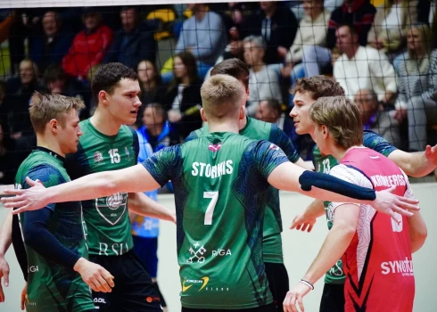 Latvijas čempionāta volejbolā vīriešiem otrajā finālspēlē sērijā līdz trim uzvarām Daugavpilī šodien “Robežsardze”/RSU ar 3-1 (26:24, 19:25, 25:21, 25:20) pārspēja “Ezerzeme”/DU vienību.