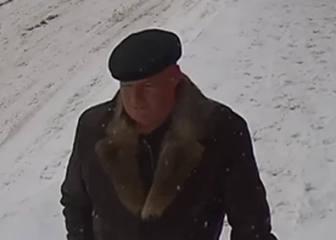 Valsts policija skaidro attēlā redzamā vīrieša identitāti.
