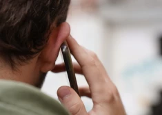 Lietuvā atmaskota skaļa telefonkrāpnieku grupa: starp apsūdzētajiem arī Latvijas pilsonis