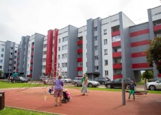 Владельцам квартир объявили, что получить деньги на ремонт многоквартирного дома в Латвии стало проще