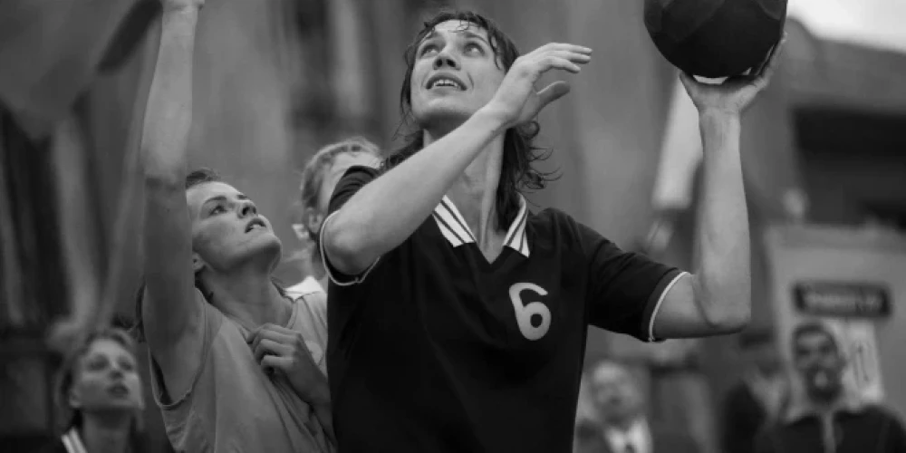 В Латвии премьера фильма "Уля" состоится этой осенью.