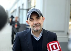 Почему Сергей Голомазов больше не работает в театре Чехова - версия руководства