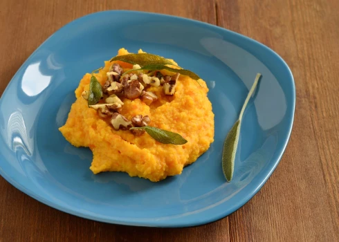 Garda un maiga burkānu polenta.