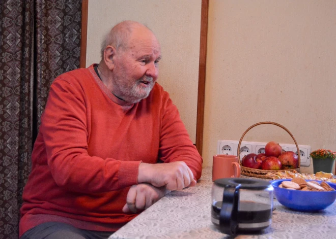 86 gadus vecais mākslinieks Elmārs Kungs prot gan govi slaukt, gan cūku nokaut: "Viss, ko esmu darījis, man nācis par labu"