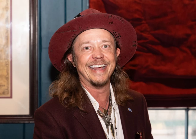 Latvijā viesojies amerikāņu kriptomiljardieris Broks Pīrss, kas reiz pat kandidēja uz ASV prezidenta amatu