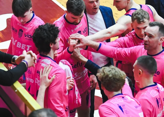 Pēdējās ceturtdaļas bedre... "Rīgas zeļļi" zaudē atbildes mačā Rumānijā un neiekļūst ENBL finālčetrinieka turnīrā