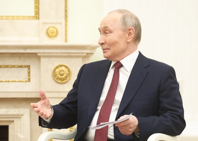 Putins uz brīdi liek apturēt slepkavošanu Ukrainā, jāsvin pareizticīgo Lieldienas