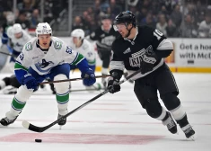 Bļugera "Canucks" piedzīvo zaudējumu pret "Kings"