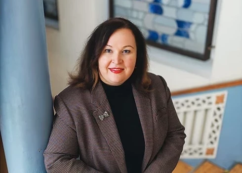 Елена Барбале.