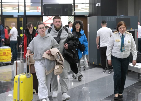 Pasažieri lidostā Maskavā 2026. gada februārī./Ilustratīvs attēls.