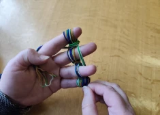 Ludzas muzejā varēs apgūt seno rokdarbu veidu — adīšanu uz pirkstiņiem