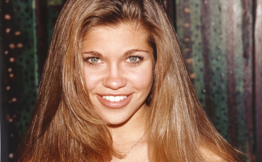 Viņu reiz uzskatīja par vienu no 90. gadu skaistākajām TV zvaigznēm: kur tagad ir Daniela Fišela?