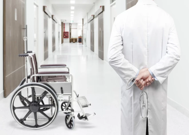 За работу в больнице Екабпилса врач просит 15 000 евро в месяц