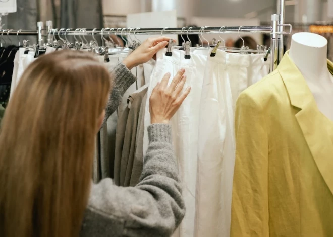 Gada inflācija martā Latvijā sasniegusi 3,4% – dārgāk maksā degviela, apģērbs un apavi