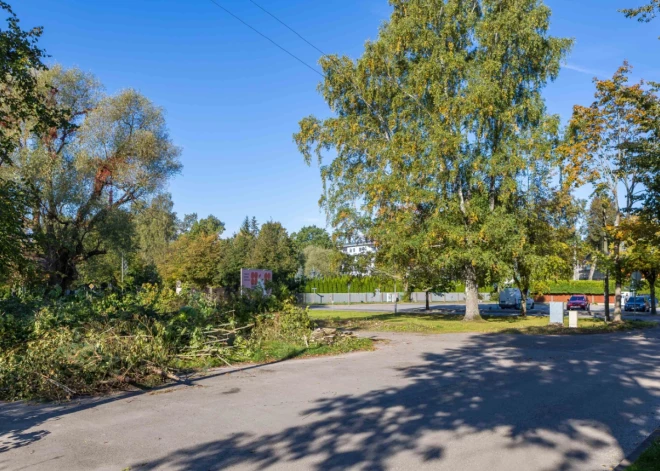 Atsāk autostāvvietu un veloceliņu izbūvi Mellužos