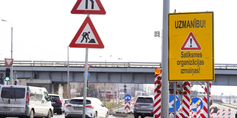В 2026 году в Риге обновят более 343 тысяч квадратных метров покрытия улиц и тротуаров.