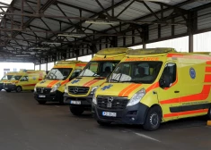 Рост цен на топливо ударил по больному - осенью латвийцы могут остаться без скорой помощи