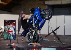 FOTO: “OUTDOOR RIGA 2026” Ķīpsalā pulcē aktīvās atpūtas cienītājus