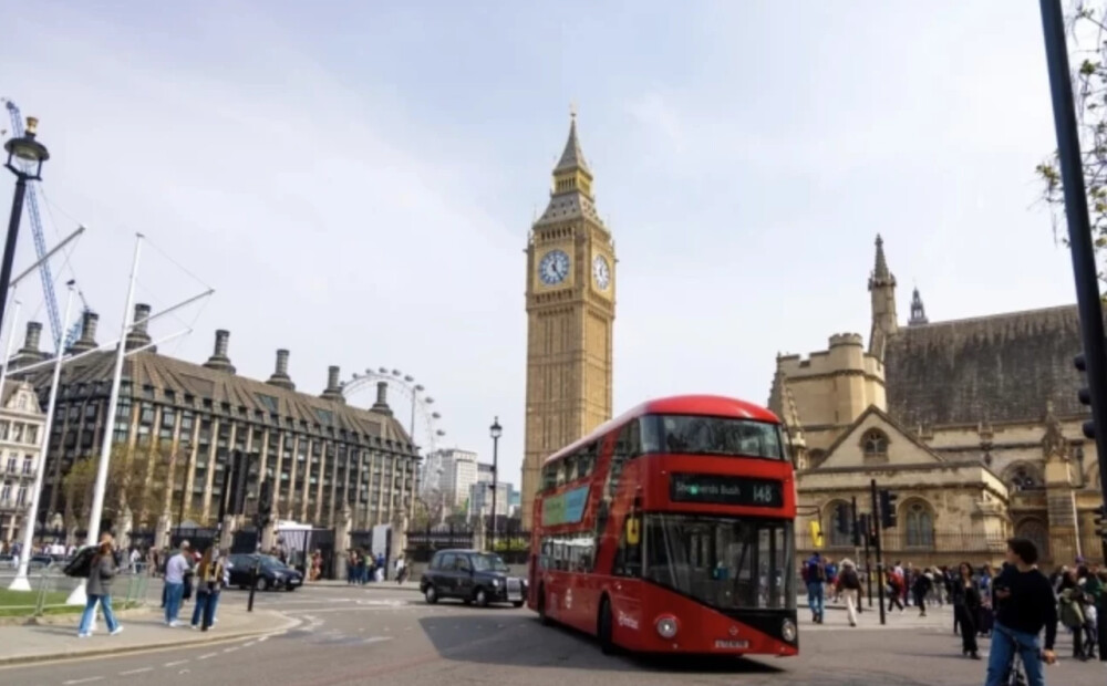 Lielbritānija paaugstina iebraukšanas cenas Latvijas pilsoņiem