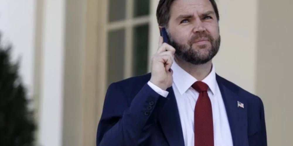 ASV viceprezidents Džeimss Deivids Venss.