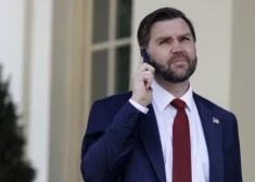 Venss ieradies Islamabadā uz sarunām ar Irānu