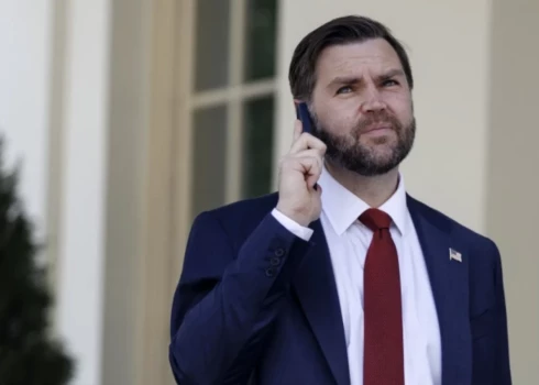 ASV viceprezidents Džeimss Deivids Venss.