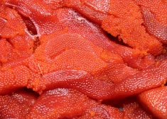 PVD robežkontrolē Krievijas imitētajos ikros konstatē neatļautas pārtikas piedevas