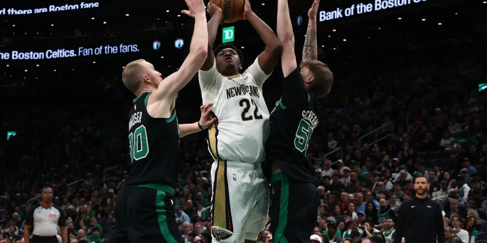 Bostonieši mājās ar rezultātu 144:118 (44:25, 38:26, 34:31, 28:36) pārspēja Ņūorleānas "Pelicans", nodrošinot otro vietu Austrumu konferencē.