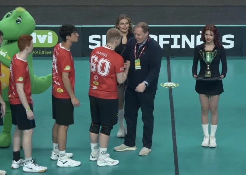 Talsu florbolisti izcīna Latvijas čempionāta bronzas medaļas. 