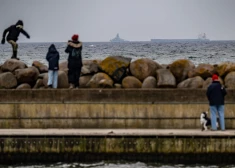 Zviedrijā aiztur no Krievijas peldošu kuģi, kas piesārņoja Baltijas jūru