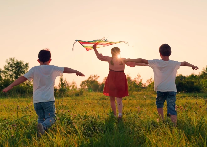 18. aprīlī Rīgā vāks ziedojumus SOS ģimeņu bērnu nometņu rīkošanai