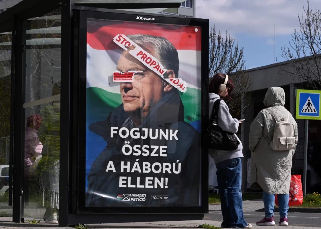 Ar rekordlielu vēlētāju aktivitāti Ungārijā noslēgusies balsošana parlamenta vēlēšanās, kurās Putina senais draugs Orbāns var zaudēt varu