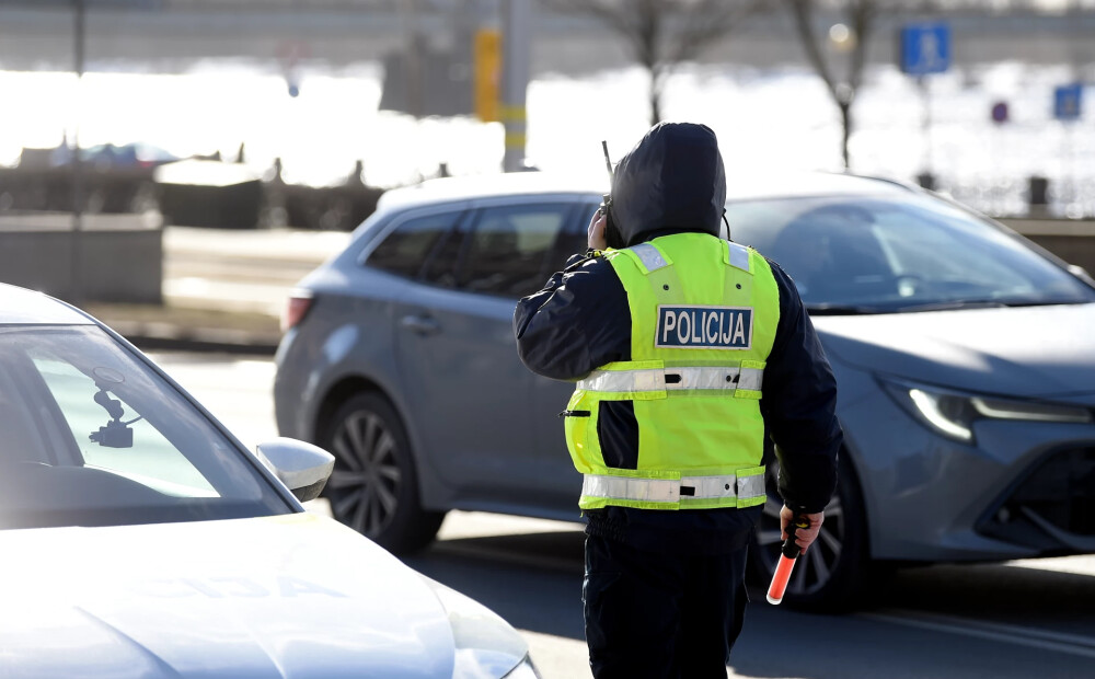 Policija uzsāk masveida ātruma kontroles reidus. Kad šoferiem jābūt īpaši uzmanīgiem?