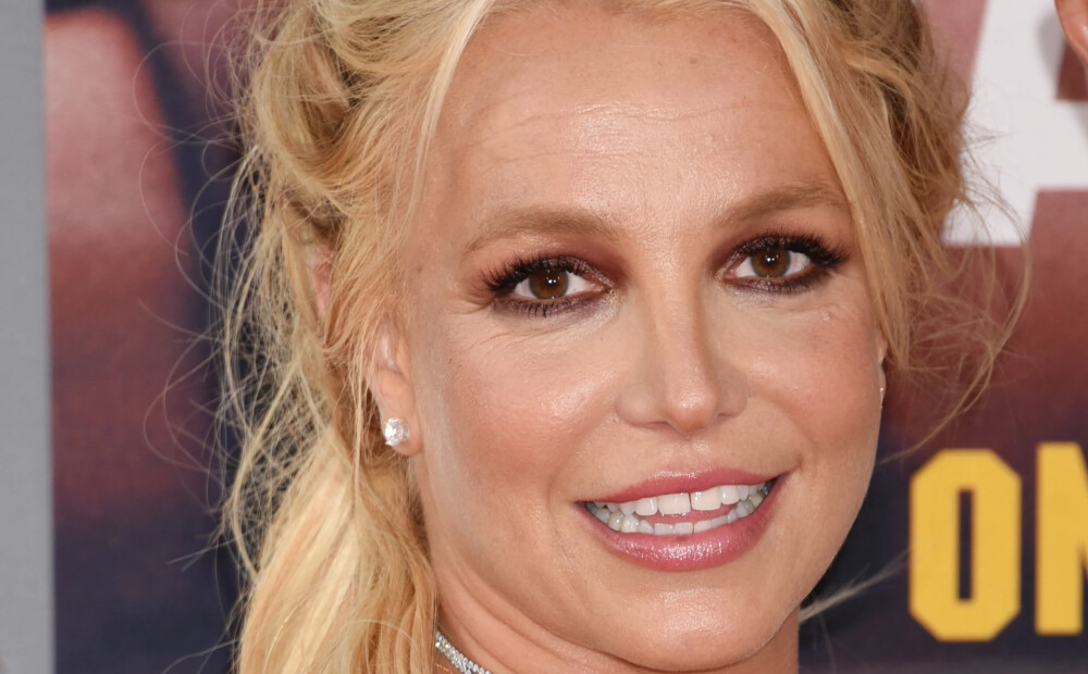 Britnija Spīrsa brīvprātīgi iestājas ārstniecības iestādē piecas nedēļas pēc aizturēšanas par braukšanu dzērumā