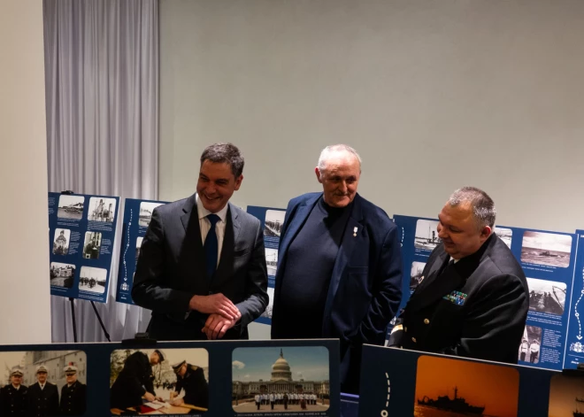 Liepājā atklāta Jūras spēku vēsturei veltīta fotoizstāde