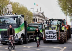 Vienā no ES valstīm simtiem degvielas uzpildes staciju palikušas bez degvielas