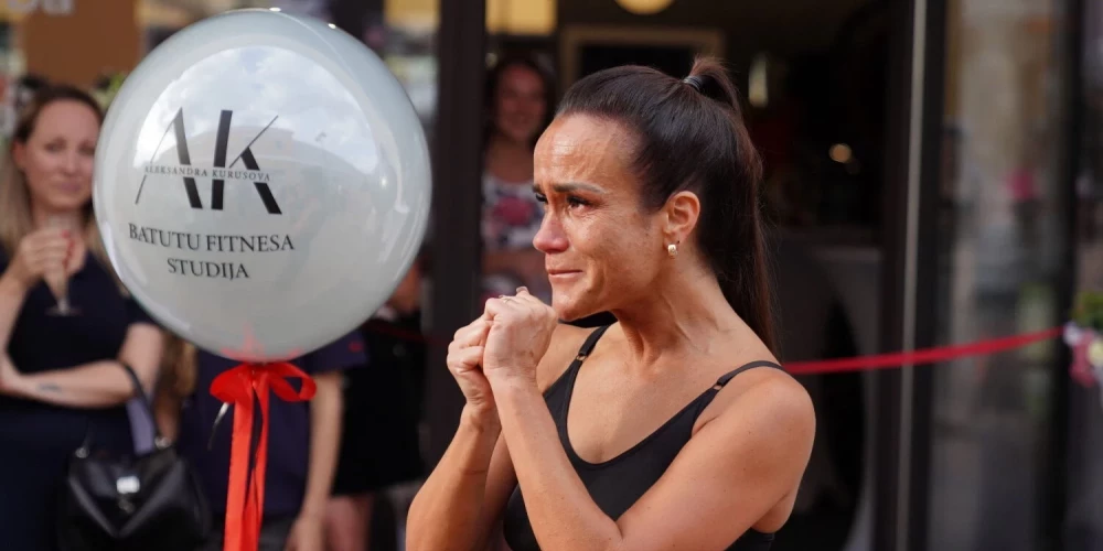 Vai Aleksandra Kurusova izjaukusi ģimeni?