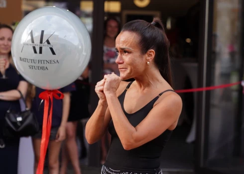 Vai Aleksandra Kurusova izjaukusi ģimeni?